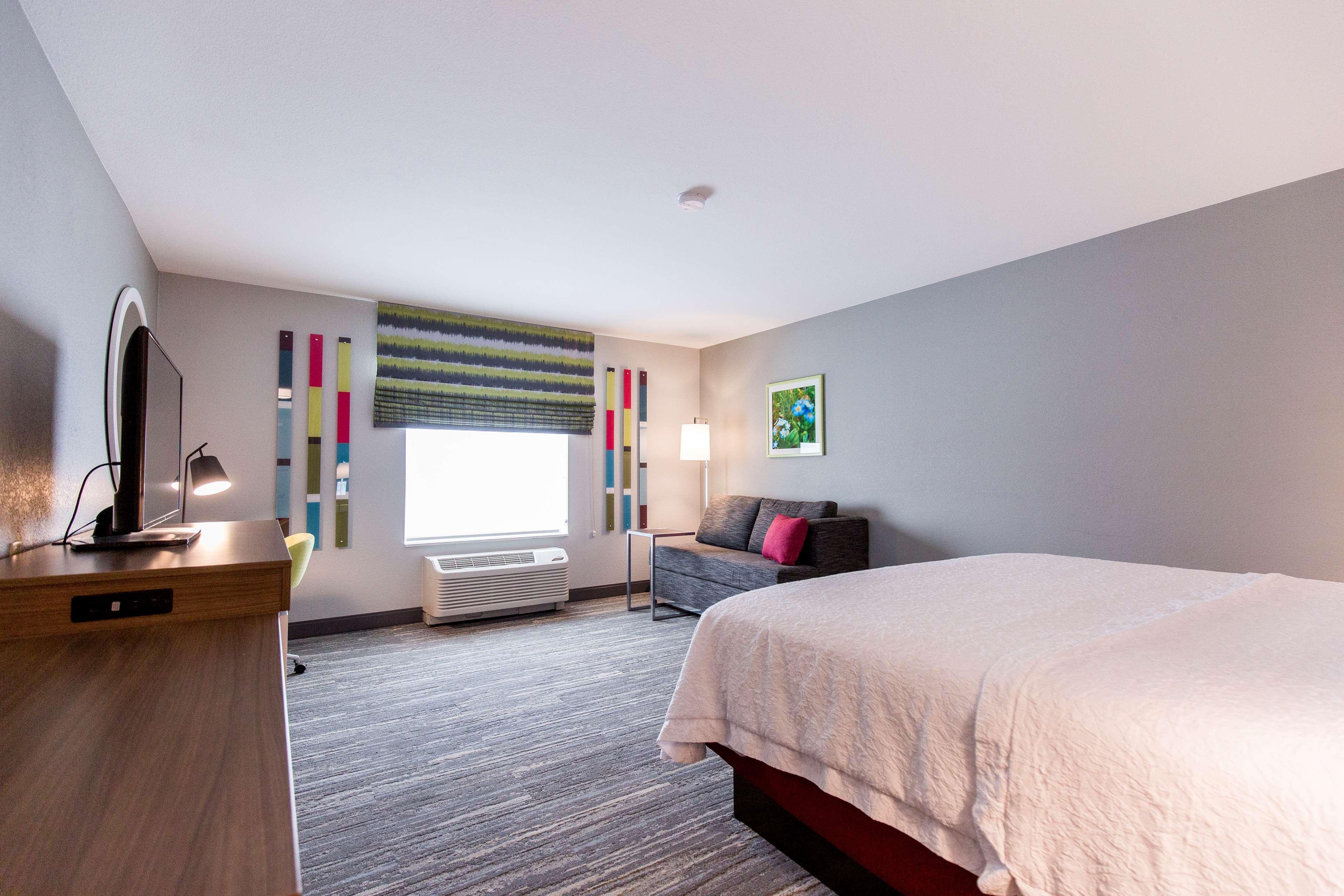 Hampton Inn Бисмарк Экстерьер фото