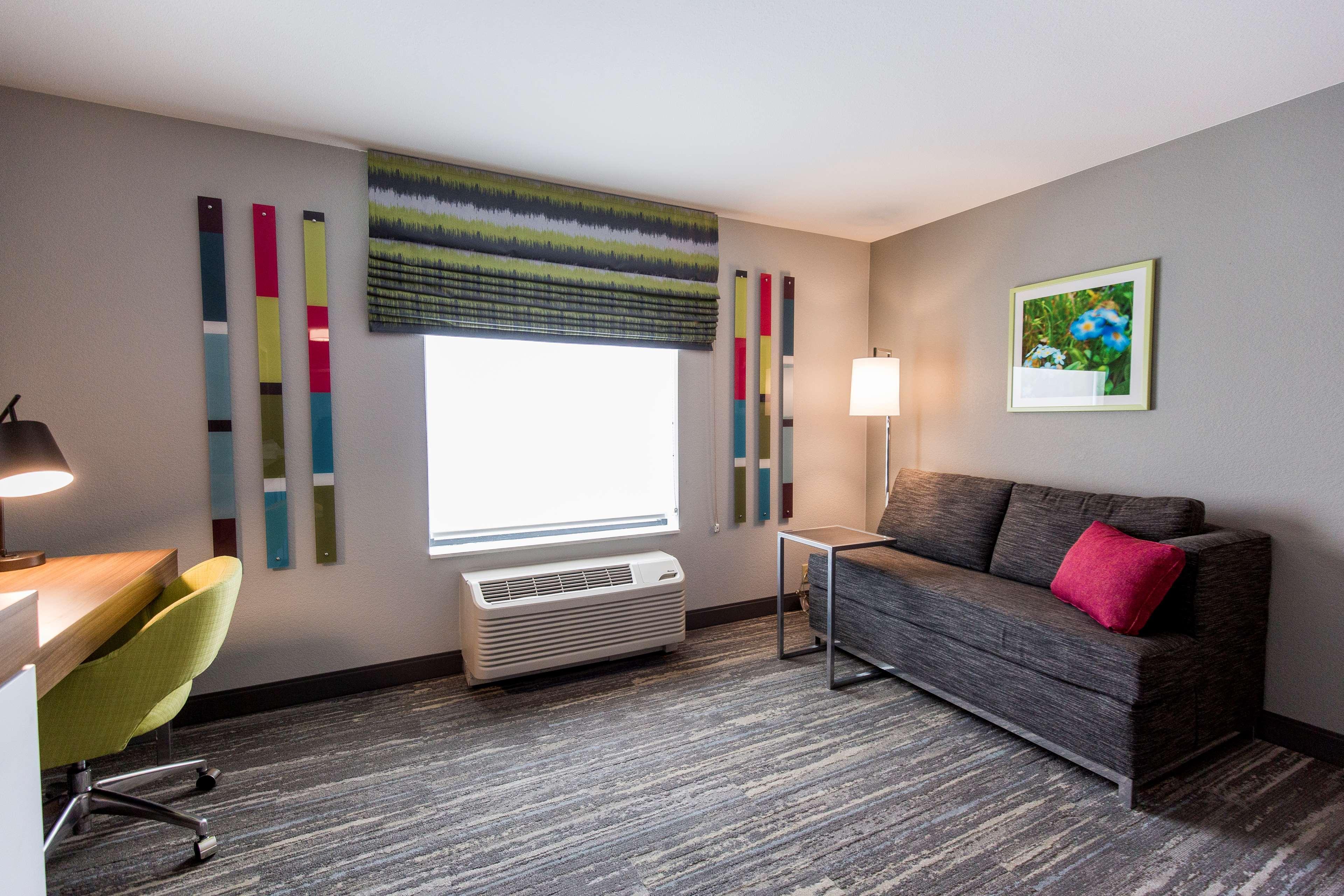 Hampton Inn Бисмарк Экстерьер фото